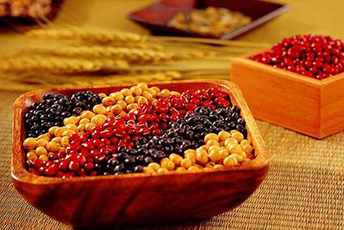  治疗抑郁症寻因而治多吃全谷类食物